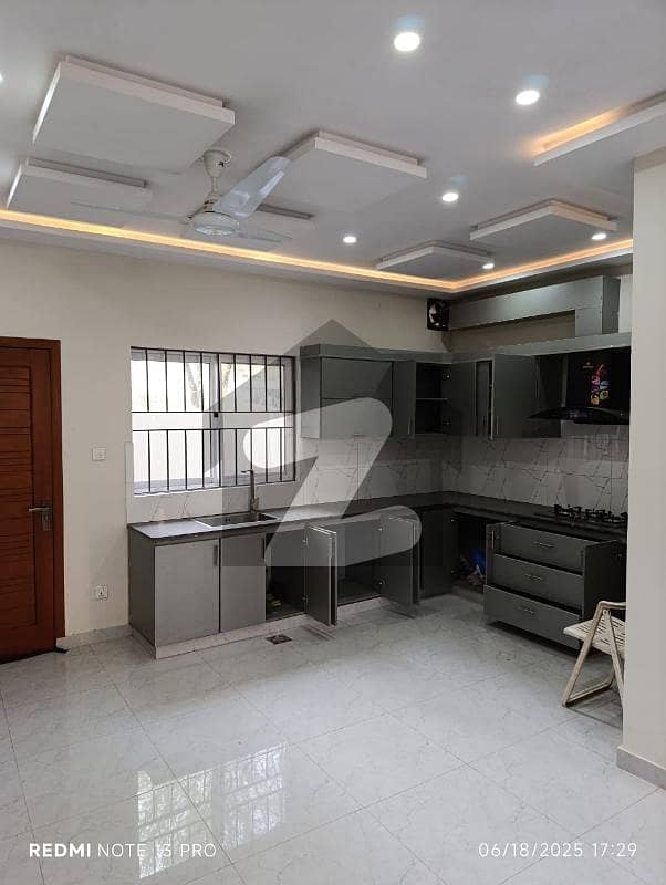 BEAUTIFUL LOCATION BRAND NEW HOUSE FOR RENT BEAUTIFUL LOCATION BRAND NEW HOUSE FOR RENT