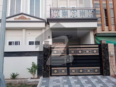 10 Marla brand new house available for rent