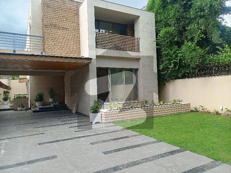 HOUSES FOR RENT IN F7 HOUSES FOR RENT IN F7