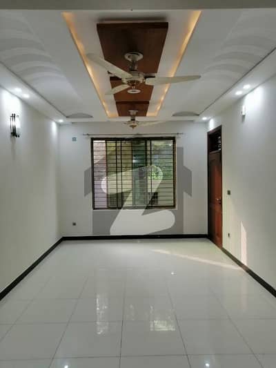 Beautiful 9 Marla Upper Portion For Rent