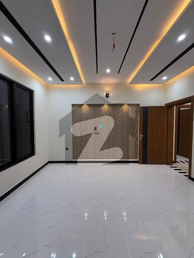 ممتاز سٹی اسلام آباد میں 2 کمروں کا 6 مرلہ فلیٹ 1.45 کروڑ میں برائے فروخت۔