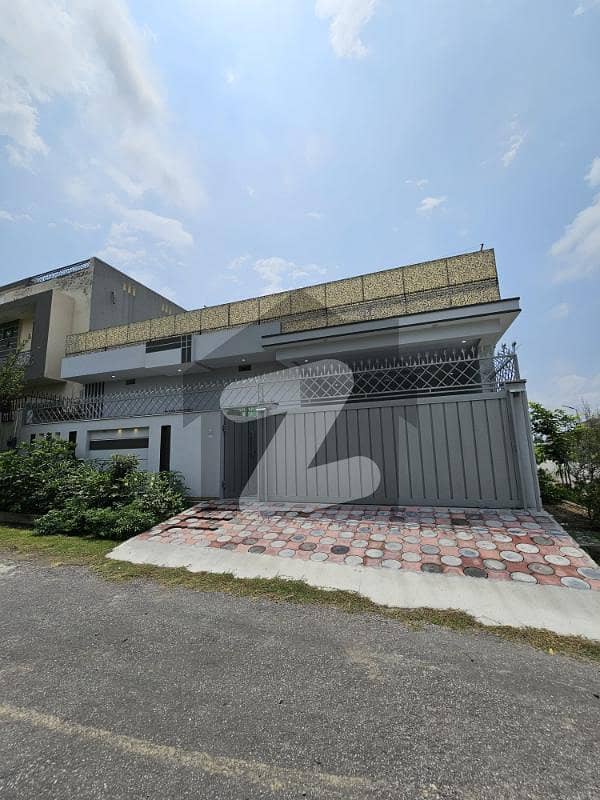 10 Marla Brand New corner House Available For Sale 10 Marla Brand New corner House Available For Sale