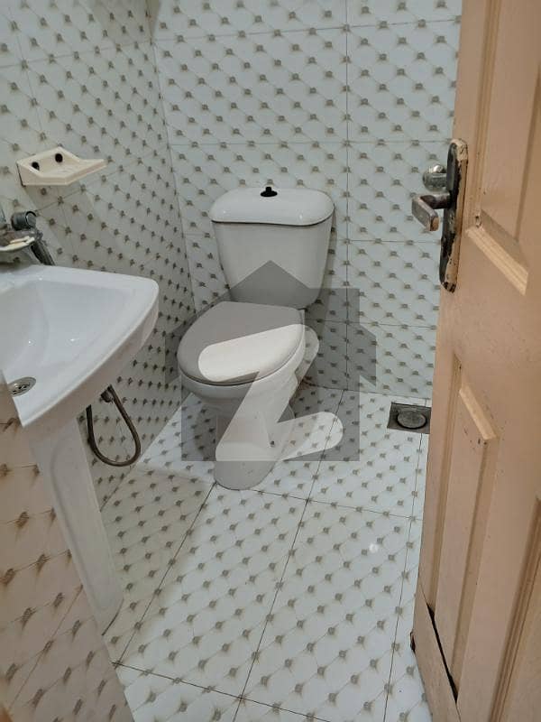 G-9-4 Ground Floor Available For Rent G-9-4 Ground Floor Available For Rent