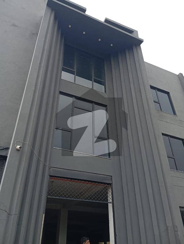 28,000 Covered Area Prime Loction For Rent 28,000 Covered Area Prime Loction For Rent