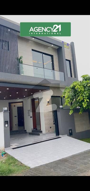 5 Marla Brand New Designer House Available For Sale