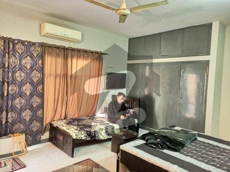 ایف ۔ 8 اسلام آباد میں 1 کمرے کا 1 کنال زیریں پورشن 75.0 ہزار میں کرایہ پر دستیاب ہے۔ ایف ۔ 8 اسلام آباد میں 1 کمرے کا 1 کنال زیریں پورشن 75.0 ہزار میں کرایہ پر دستیاب ہے۔