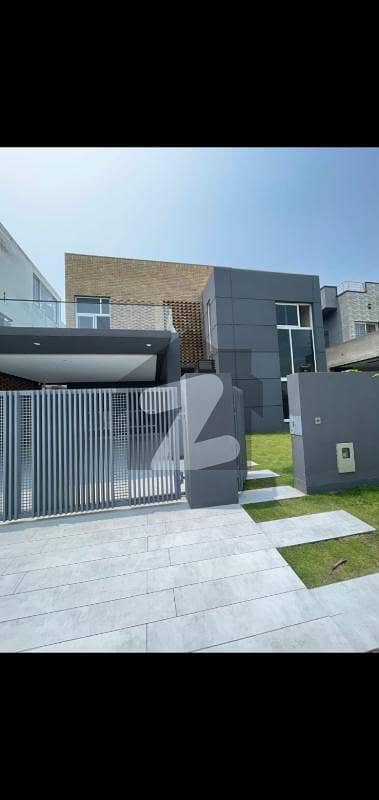 1 kanal Designer Brand New House Available For Sale