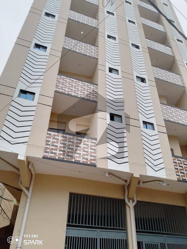 اَپر غزری غِزری,کراچی میں 7 مرلہ پینٹ ہاؤس 2.1 کروڑ میں برائے فروخت۔