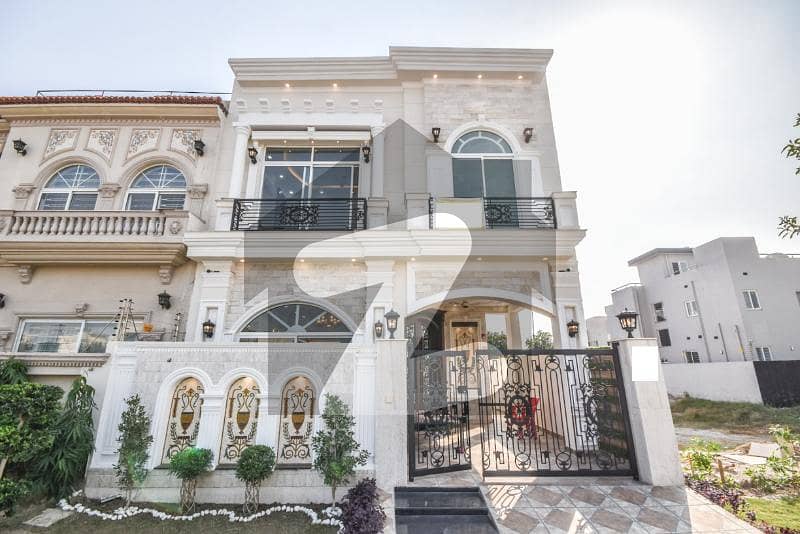 5 MARLA MODERN FURNISHED HOUSE FOR RENT