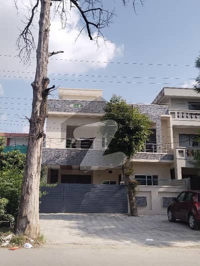 آئی ۔ 9/1 آئی ۔ 9,اسلام آباد میں 6 کمروں کا 8 مرلہ مکان 6.25 کروڑ میں برائے فروخت۔