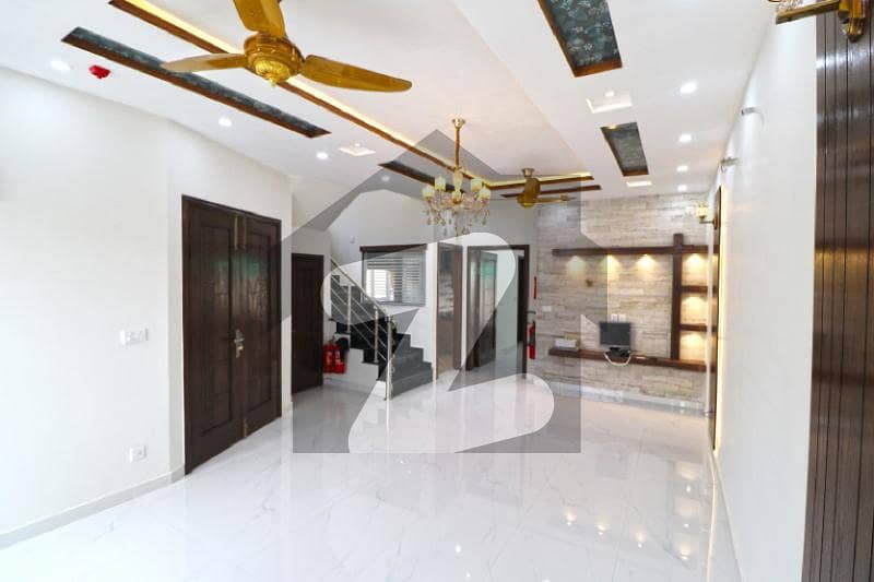 5 MARLA LOWER PORTION FOR RENT 5 MARLA LOWER PORTION FOR RENT