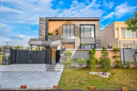 1 Kanal Modern Designer Elegant Royal Palace For Sale block B