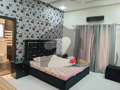 ڈی ایچ اے فیز 5 - بلاک ایل فیز 5,ڈیفنس (ڈی ایچ اے),لاہور میں 2 کمروں کا 1 کنال بالائی پورشن 1.8 لاکھ میں کرایہ پر دستیاب ہے۔