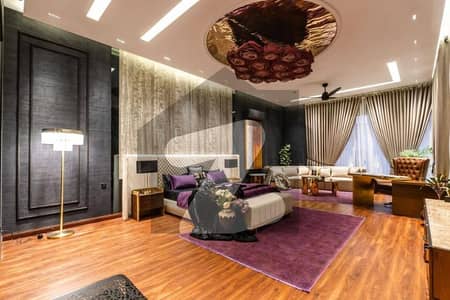 1 Kanal House With Single Story Available With Excellent Condition Nearest Halley Tower