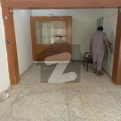 جی ۔ 8 اسلام آباد میں 2 کمروں کا 5 مرلہ زیریں پورشن 60.0 ہزار میں کرایہ پر دستیاب ہے۔