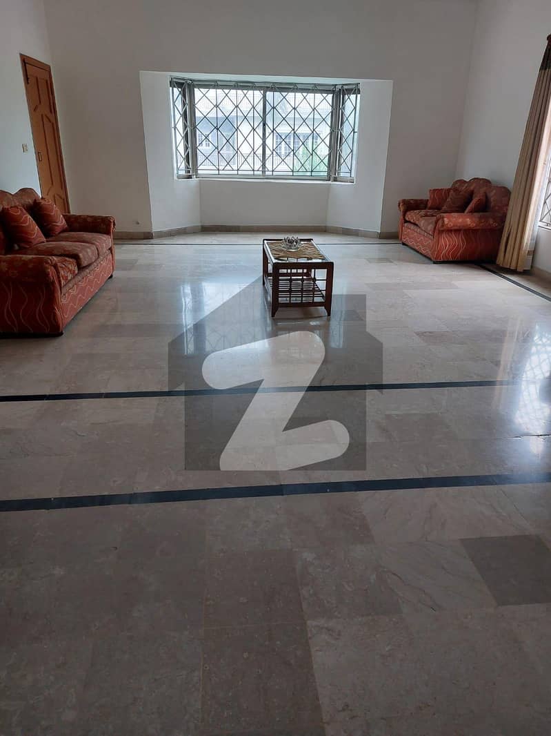 F-11 Upper Portion Semi Furnished 3 Bedroom For Rent F-11 Upper Portion Semi Furnished 3 Bedroom For Rent