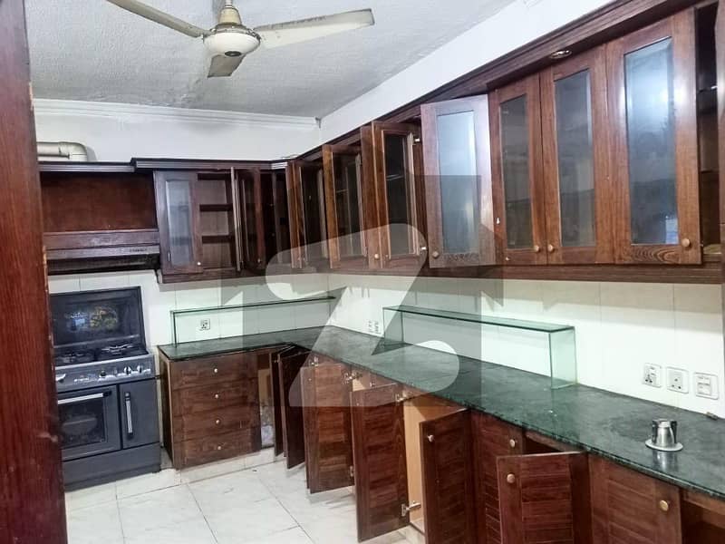 G 9 ,10 marla house for sale G 9 ,10 marla house for sale