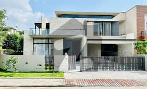 1 Kanal Ultra Luxurious Designer South Face House For Sale