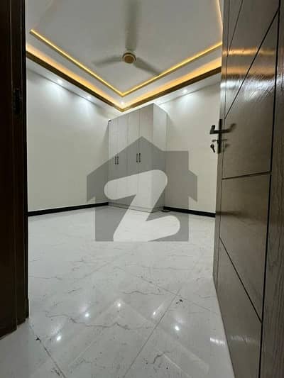 بنی گالہ اسلام آباد میں 5 کمروں کا 5 مرلہ مکان 1.89 کروڑ میں برائے فروخت۔