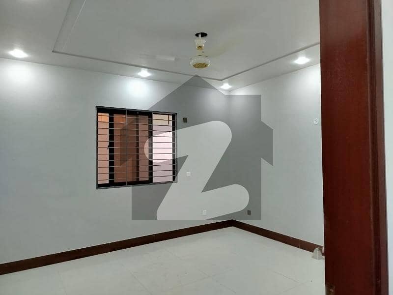 Highly-Desirable Lower Portion Available In DHA Phase 8 For Rent Highly-Desirable Lower Portion Available In DHA Phase 8 For Rent