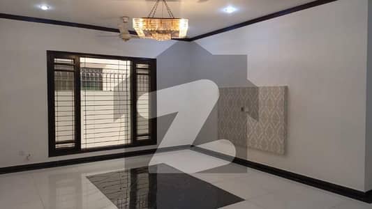 Khy E Seher Outclass Bungalow, 2+3+Basement, Study, Fully Renovated, Ready To Move.