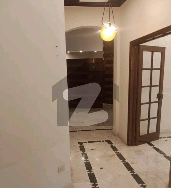 A Perfect House Awaits You In Cantt Cantt