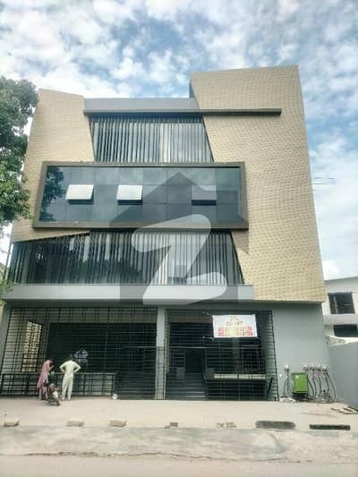 آئی ۔ 9 مرکز آئی ۔ 9,اسلام آباد میں 3 کنال عمارت 40.0 لاکھ میں کرایہ پر دستیاب ہے۔