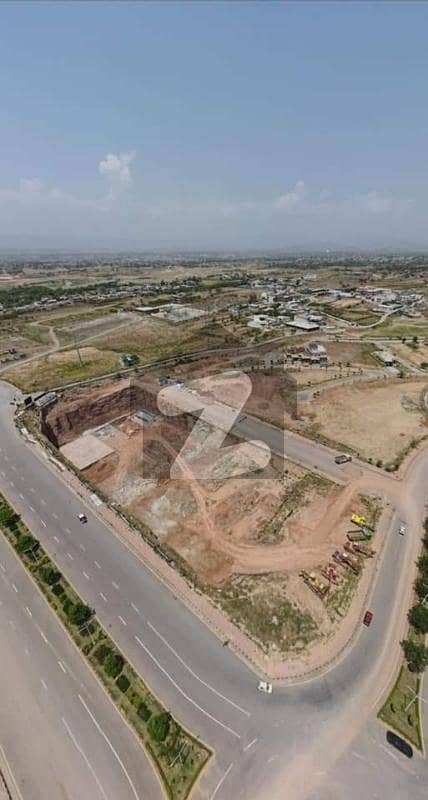 5 Kanal With Extra Land