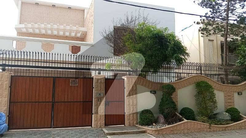 ڈی ایچ اے فیز 6 ڈی ایچ اے ڈیفینس,کراچی میں 6 کمروں کا 1 کنال مکان 12.5 کروڑ میں برائے فروخت۔ ڈی ایچ اے فیز 6 ڈی ایچ اے ڈیفینس,کراچی میں 6 کمروں کا 1 کنال مکان 12.5 کروڑ میں برائے فروخت۔