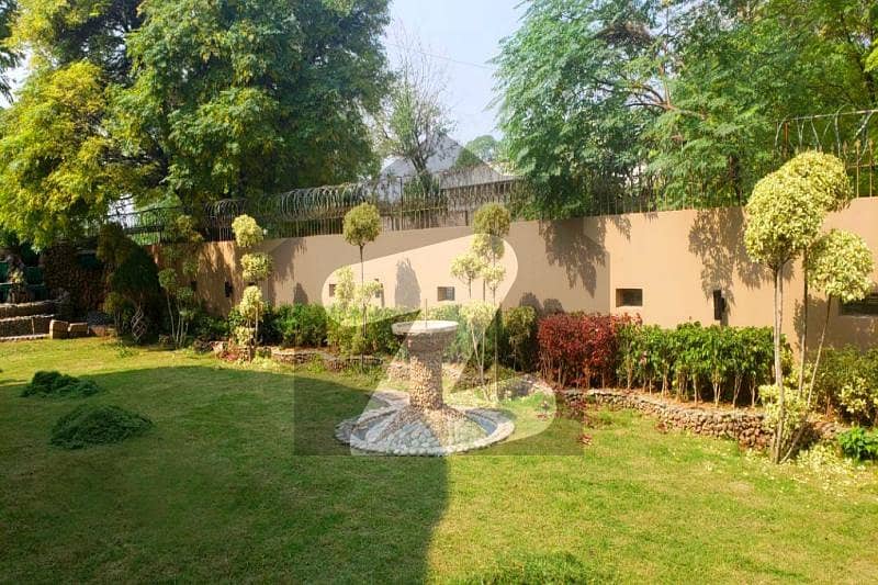 جی ۔ 6 اسلام آباد میں 5 کمروں کا 2 کنال مکان 35.0 کروڑ میں برائے فروخت۔