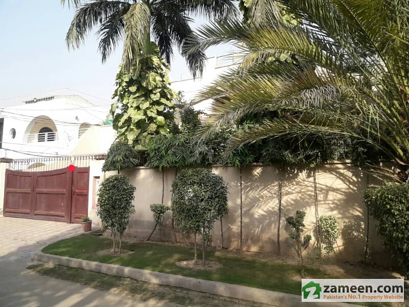 Prime Location House 1 Kanal Facing Park For Sale New Garden Town