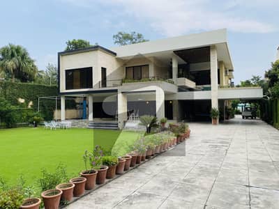 ایف ۔ 8/3 ایف ۔ 8,اسلام آباد میں 6 کمروں کا 4 کنال مکان 23.0 لاکھ میں کرایہ پر دستیاب ہے۔
