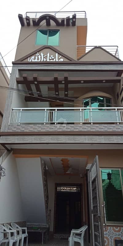 Allama Iqbal Town 7 Marla Brand New House At Asif Block
