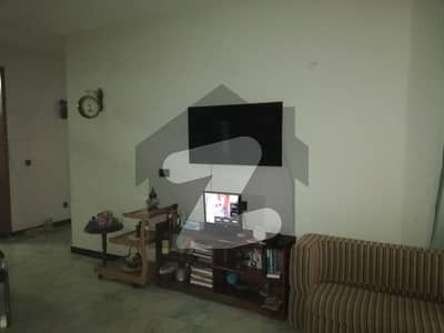 2 bathroom drying dining TV launch ground