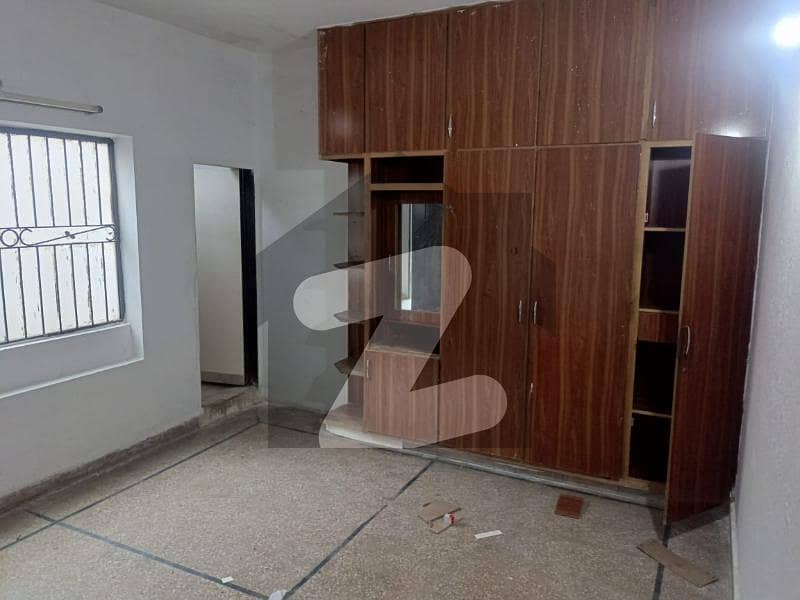 4.5 Marla 2ND Floor Available For Rent (Near Toyota Walton Motors) 4.5 Marla 2ND Floor Available For Rent (Near Toyota Walton Motors)