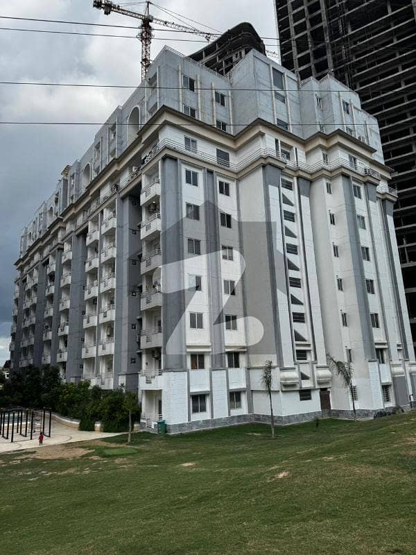 3 Bed Room Apartment for on Elcielo B 3 Bed Room Apartment for on Elcielo B