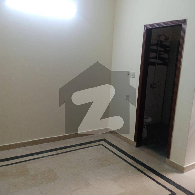 5 Marla Lower Portion Available For Rent