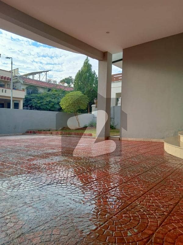 E11/3 Multi House available for sale E11/3 Multi House available for sale