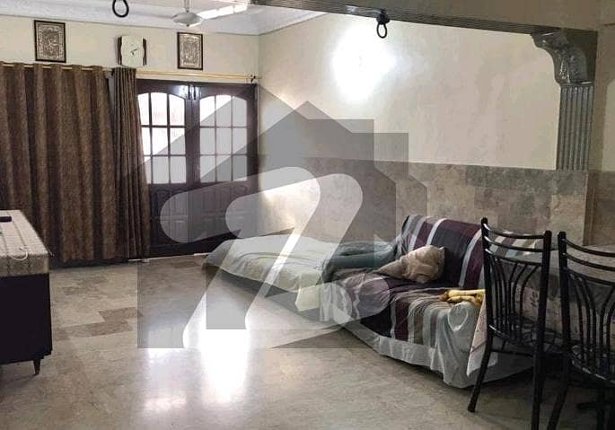 750 Square Feet Flat In Saddar Is Available 750 Square Feet Flat In Saddar Is Available