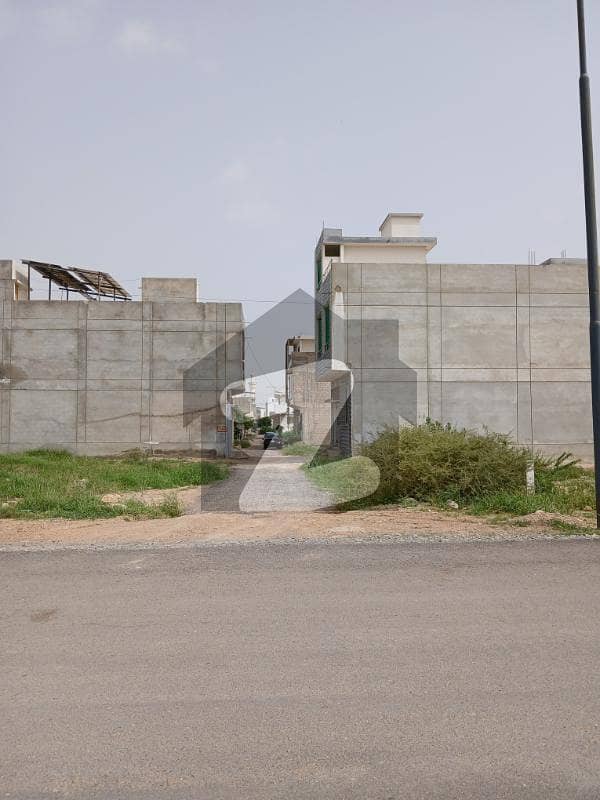 133 Square yards leased plot 133 Square yards leased plot