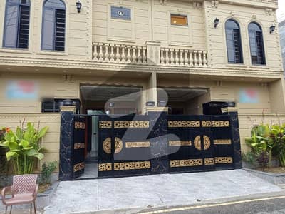 Ideally Located Prime Location House Of 3 Marla Is Available For sale In Lahore