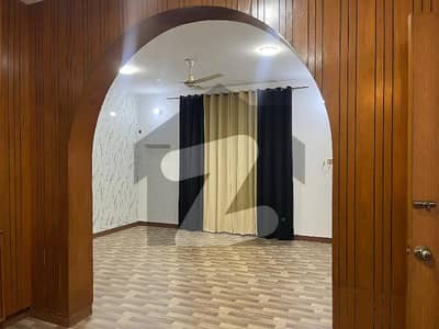 10 MARLA DOUBLE STORY HOUSE AVAILABLE FOR RENT IN FAISAL TOWN D BLOCK