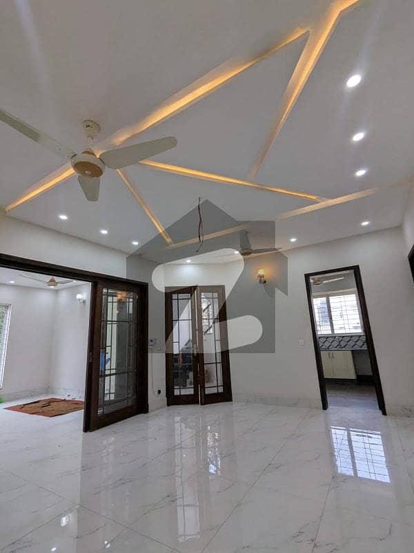 10 Marla Brand New House For Sale In Bahria Orchard Raiwind Road Lahore
