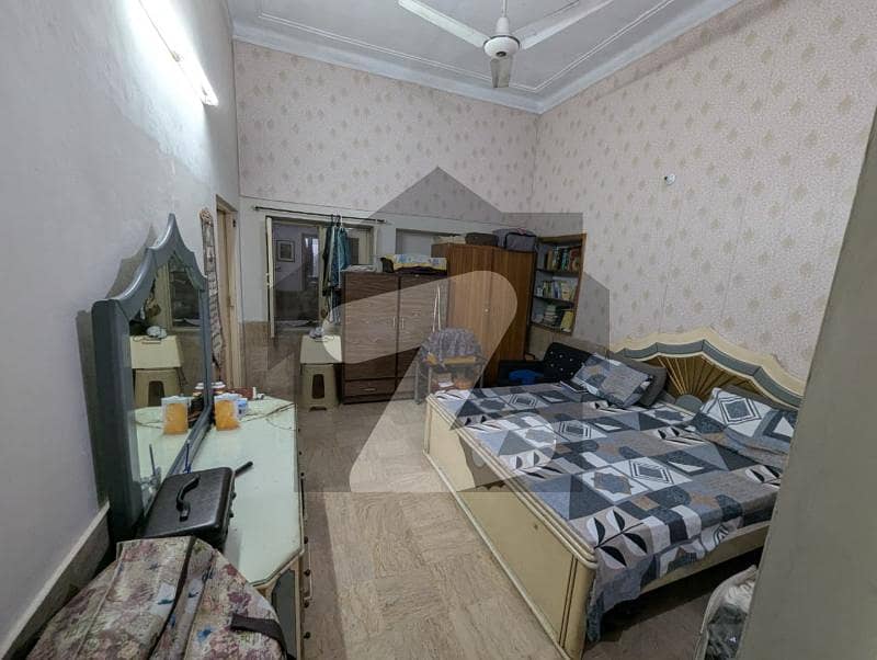 Beautiful House on wide Road beautiful location Beautiful House on wide Road beautiful location