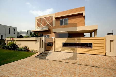 20 Marla Elegant And Fully Maintained Super Hot Located Bungalow Is Available In The Best Block Of DHA Lahore. 20 Marla Elegant And Fully Maintained Super Hot Located Bungalow Is Available In The Best Block Of DHA Lahore.