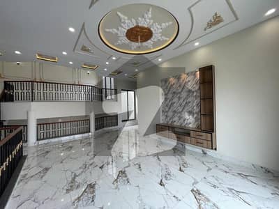 2 Kanal Double Story House For Rent In Shalimar