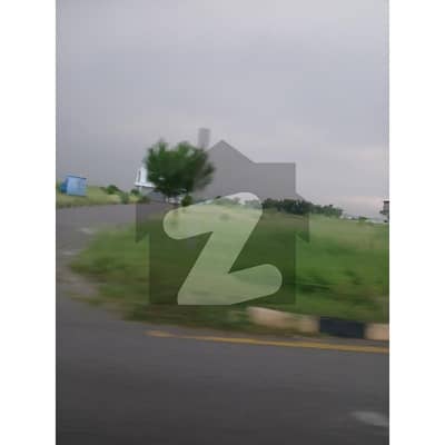 یونیورسٹی ٹاؤن ۔ بلاک اے یونیورسٹی ٹاؤن,اسلام آباد میں 5 مرلہ رہائشی پلاٹ 45.5 لاکھ میں برائے فروخت۔