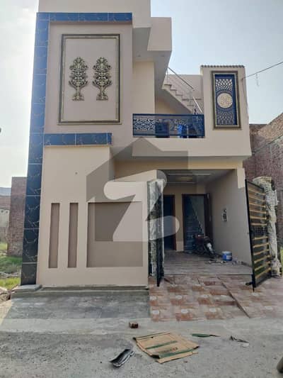 ایم اے جناح روڈ ملتان میں 3 کمروں کا 3 مرلہ مکان 1.0 کروڑ میں برائے فروخت۔