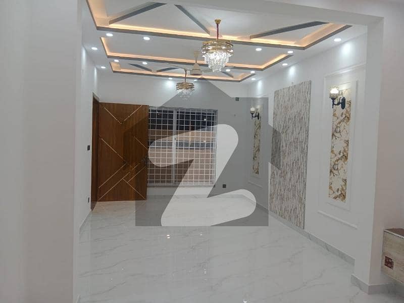جناح گارڈنز ایف ای سی ایچ ایس,اسلام آباد میں 2 کمروں کا 7 مرلہ مکان 2.3 کروڑ میں برائے فروخت۔