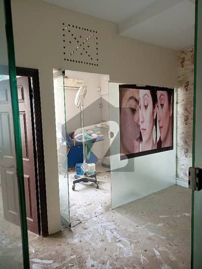 Office for rent 1st floor Zamzama commercial